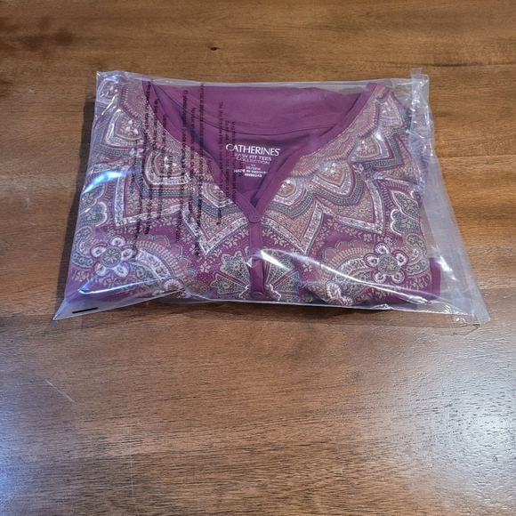 Catherine's Easy Fit Tees Collection size 3X 26/28W pull over blouse - Picture 11 of 11